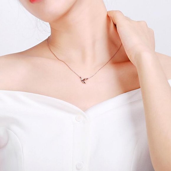 925 Sterling Silver Diamond Paper Crane Neckla - Picture 5 of 8